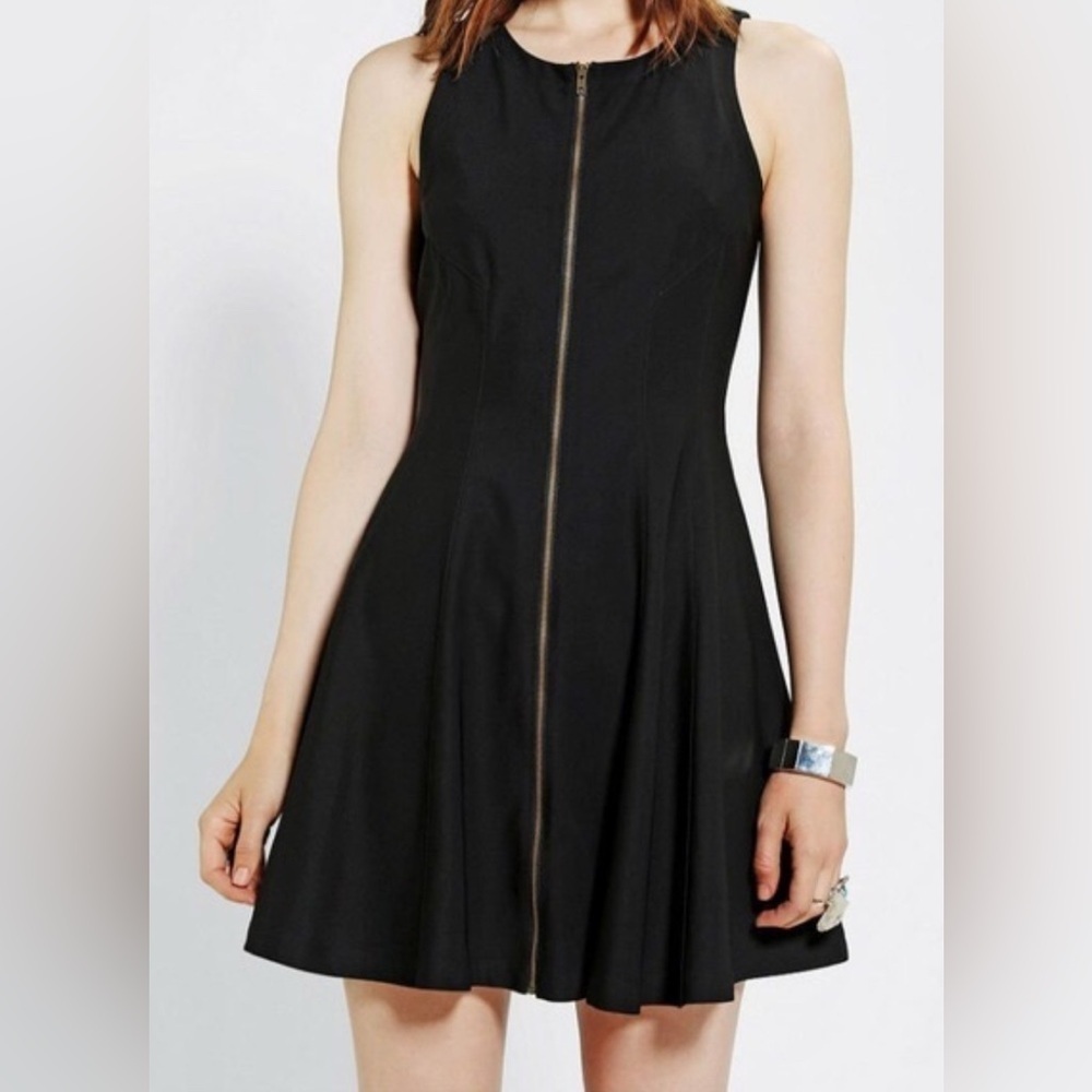 Sparkle & Fade Elegant Black Sleeveless Dress.  Size-X-Small